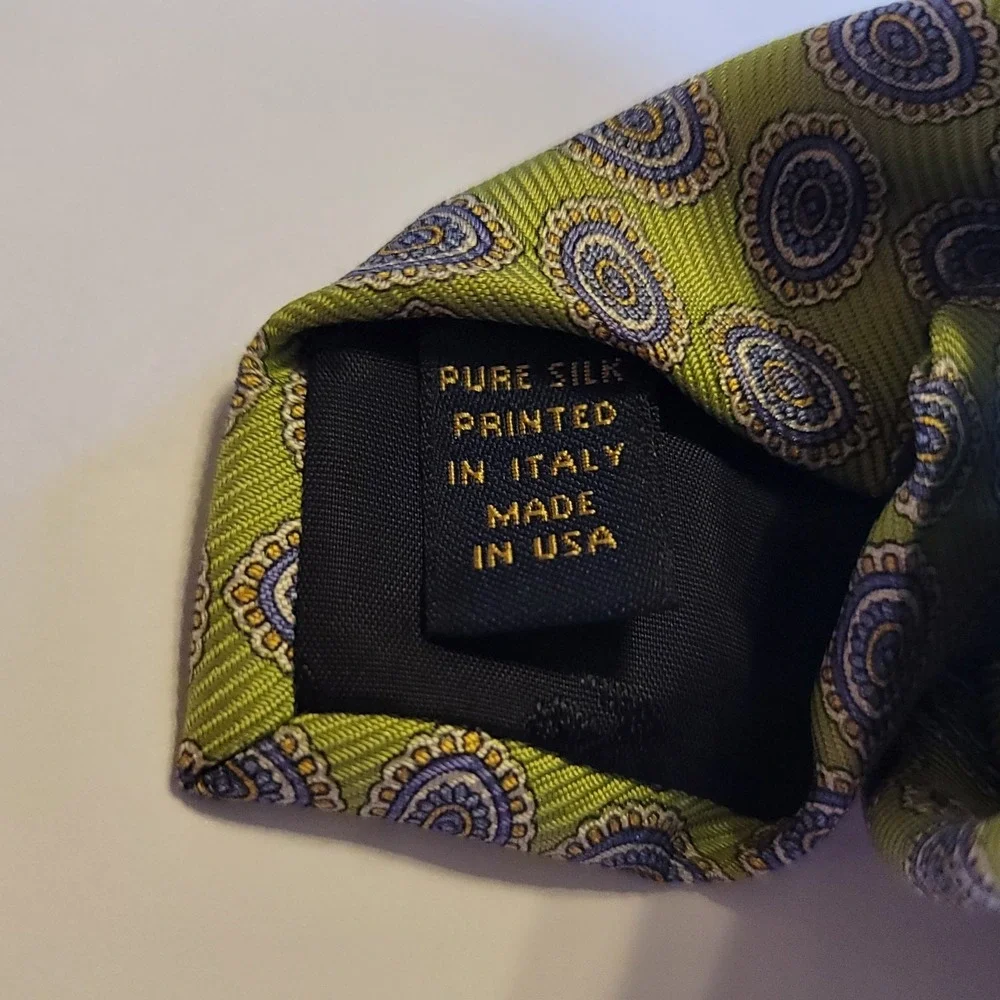 Brooks Brothers Makers tie in a green and blue medallion pattern